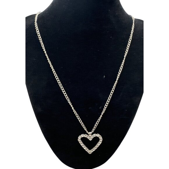 Romantic Minimalist Y2k Heart Pendant Necklace Rhinestones Silver-Tone Soft Girl - Picture 7 of 9